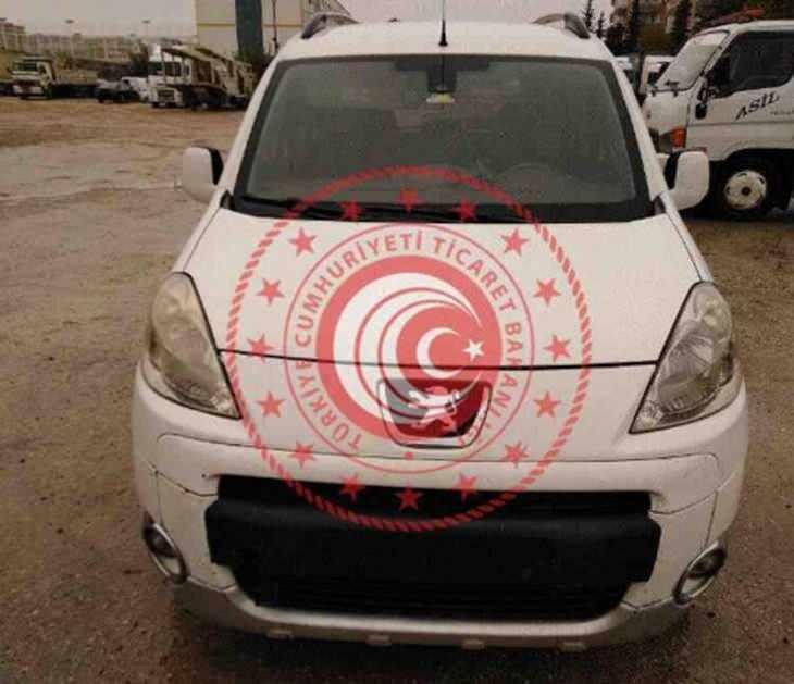 <p>2012 MODEL PEUGEOT PARTNER TEPEE 1.6 HDI 112 HP E5 PANELVAN KAMYONET/ <strong>İhale fiyatı: 90 bin TL</strong></p>
<p><a href="https://www.ahaber.com.tr/galeri/otomobil/en-ucuz-ikinci-el-arabalar-bakanlik-hepsini-satisa-cikardi-24-bin-liraya-alicisini-bekliyor/15">.</a></p>