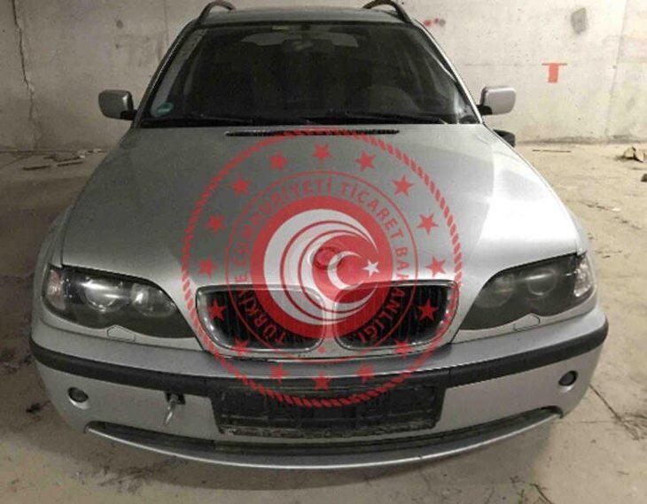 <p>2005 BMW 3.20 D TOURING/<strong>İhale fiyatı: 100 bin TL</strong></p>
<p><a href="https://www.ahaber.com.tr/galeri/otomobil/en-ucuz-ikinci-el-arabalar-bakanlik-hepsini-satisa-cikardi-24-bin-liraya-alicisini-bekliyor/15">.</a></p>