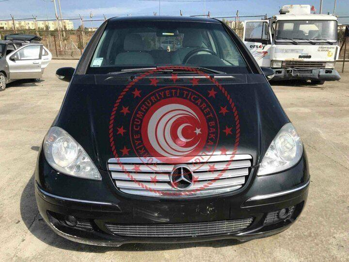<p>2006 model Mercedes / 155 bin km / İhale bitiş tarihi: 27 Ekim 2020 / İhale fiyatı 91 bin TL.</p>
<p><a href="https://www.ahaber.com.tr/galeri/otomobil/en-ucuz-ikinci-el-arabalar-bakanlik-hepsini-satisa-cikardi-24-bin-liraya-alicisini-bekliyor/18">.</a></p>