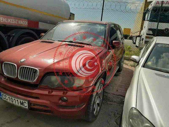 <p>2003 model BMW X5 / 302 bin km / İhale bitiş tarihi: 26 Ekim 2020 / İhale fiyatı 81 bin TL.</p>
<p><a href="https://www.ahaber.com.tr/galeri/otomobil/en-ucuz-ikinci-el-arabalar-bakanlik-hepsini-satisa-cikardi-24-bin-liraya-alicisini-bekliyor/30">.</a></p>