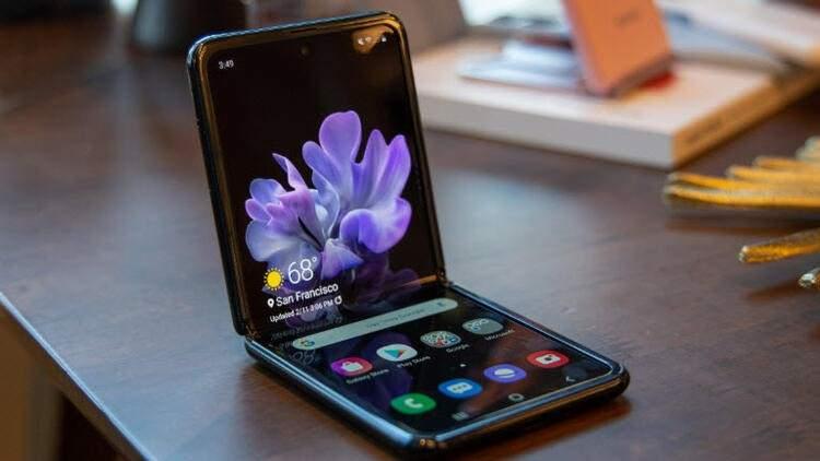 <p>Galaxy Z Flip<br />
<br />
Güncelleme alacak<br />
<br />
Tarih: Ocak 2021</p>
