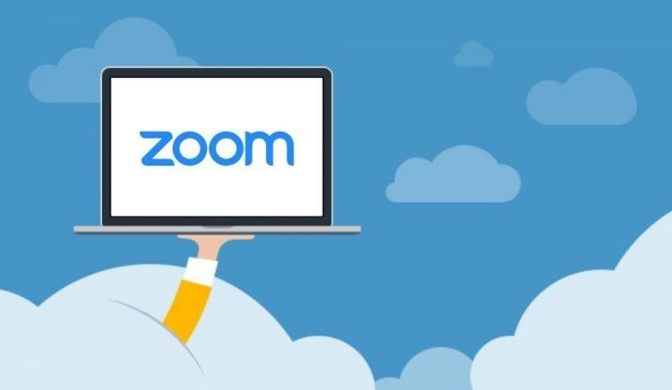 <p><strong>ZOOM</strong></p>
