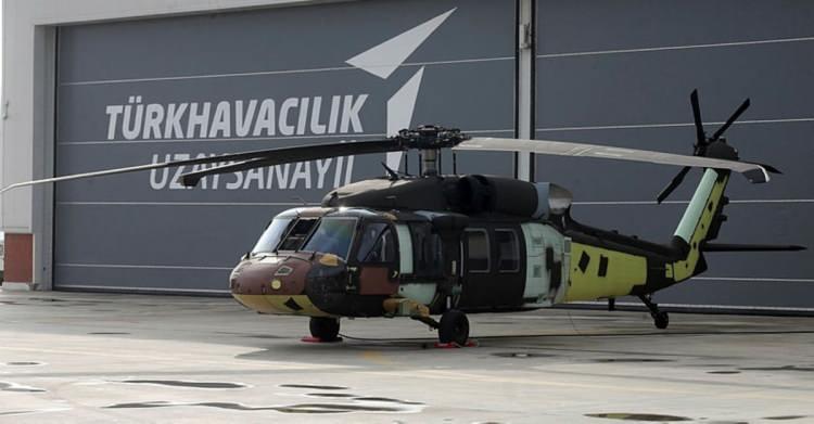 <p>Türkiye’nin ilk millî silahlı drone sistemi Songar, güvenlik güçlerinin kullanımına sunuldu.</p>
<p>T70 Genel Maksat Helikopteri için Alp Havacılık tarafından üretilen ilk dinamik komponetler ve iniş takımları TUSAŞ’a teslim edildi.</p>