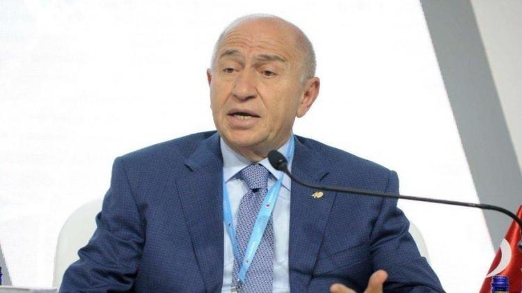 <p>10- Nihat Özdemir</p>
<p>Limak Holding</p>
<p>1,8 Milyar $</p>