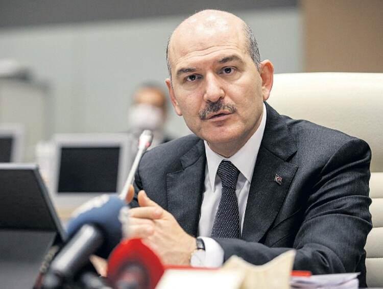 <p>EYL&Uuml;L - 10 Eyl&uuml;l&nbsp;</p>

<p>İ&ccedil;işleri Bakanı S&uuml;leyman Soylu, "58 m&uuml;lki idare amiri, FET&Ouml; soruşturmaları &ccedil;er&ccedil;evesinde a&ccedil;ığa alındı. Bunların 31'i kaymakam, 17'si vali yardımcısı, 9'u hukuk m&uuml;şaviri, 1'i de m&uuml;lkiye m&uuml;fettişiydi" a&ccedil;ıklamasında bulundu.</p>
