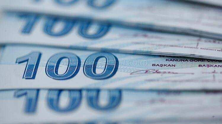 <p><strong>8- Borçluların önceki kanunlar çerçevesinde yapılandırdıkları borçları ne olacak? </strong></p>
<p>2018 yılında çıkan yapılandırma kanununun 13. taksit ödemesi yapılmış durumda. Bu yapılandırmada halen borcunu ödemeye devam edenler isterlerse, yeni kanun kapsamına gelebilecek.</p>