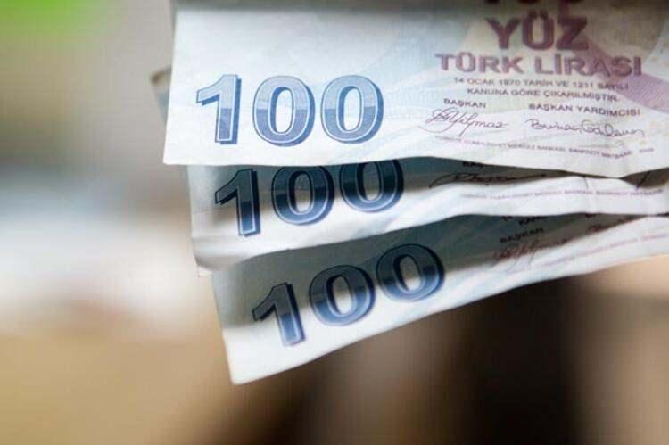 <p>Yine bu tarihe kadar borcunuzu ödemezseniz, geçmiş döneme ait borç ile birlikte gecikme cezası ve zammı yeniden aktif olacak. Tabi sağlık hizmetinden yararlanabilmek için geriye doğru bir yıl içinde 30 gün genel sağlık sigortası primi ödenmiş olması ve 2020 Ağustos ayı sonrasında 60 gün ve daha fazla prim borcu olmaması gerekiyor.</p>