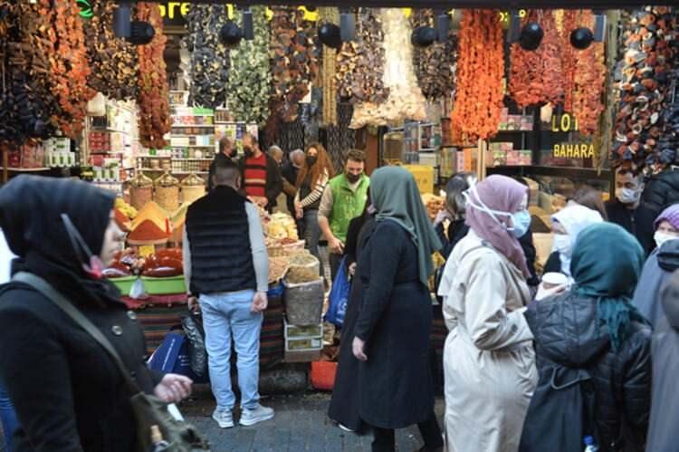 <p>Kısıtlamalara da uyum sağlamaya çalışacağız acil bir şey olmadığı sürece. Yeni başladım alışverişe kahvaltılık, et, kuruyemiş falan alacağım tabii ki.</p>
<ul>
</ul>