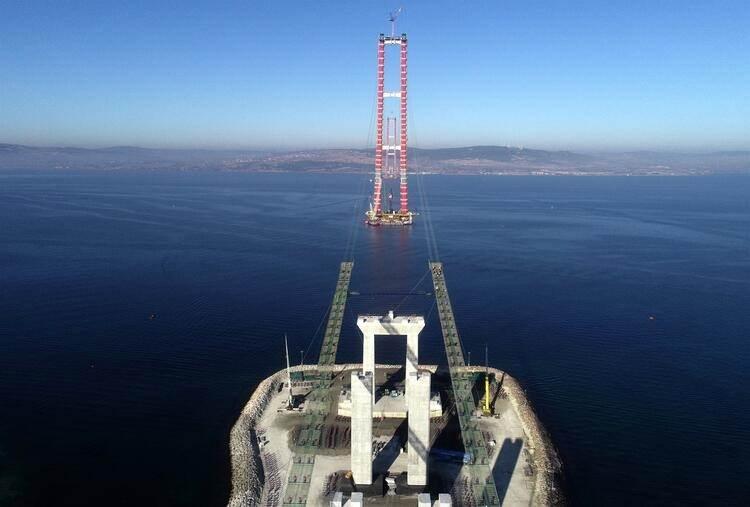 <p>Çimtaş firmasının Gölcük ve Gemlik'teki fabrikalarında üretilen ilk tabliye de geçen hafta bölgeye getirildi.</p>