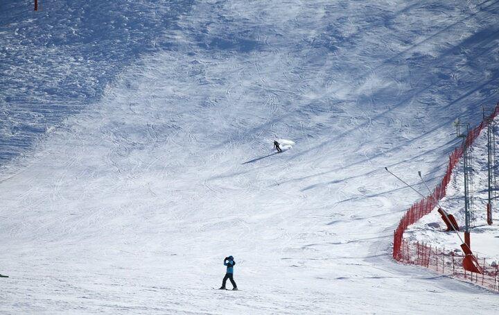 <p>Kayak yapan vatandaşlardan Tuğrulhan Tuğoğlu, kayak merkezini çok beğendiklerini söyledi.</p>

<p> </p>
