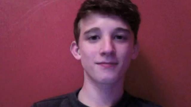 <p>O zamanlar, bir haftayı tamamlamanın olduk&ccedil;a etkileyici olduğunu d&uuml;ş&uuml;nm&uuml;şt&uuml;m ama bunu devam ettireceğimi tahmin etmiyordum. Fakat&nbsp;selfie &ccedil;ekmek&nbsp;yavaş yavaş g&uuml;nl&uuml;k rutinimin bir par&ccedil;ası haline geldi" dedi.&nbsp;</p>
