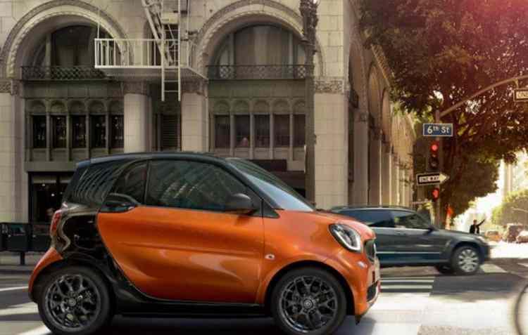 <p>SMART<br />
<br />
Smart EQ Fortwo Coupe 82 BG (60kW) - 196.100 TL</p>
