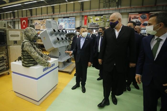 T&uuml;rk silahlarına hayran kaldı: T&uuml;rk teknolojisi &ccedil;ok etkileyici