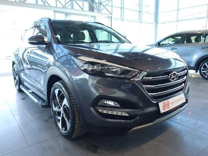 <p>104 bin 245 adetle Hyundai,</p>