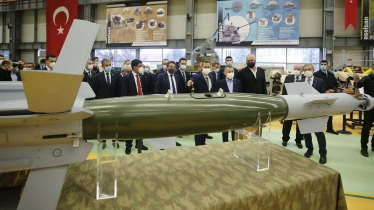 T&uuml;rk silahlarına hayran kaldı: T&uuml;rk teknolojisi &ccedil;ok etkileyici