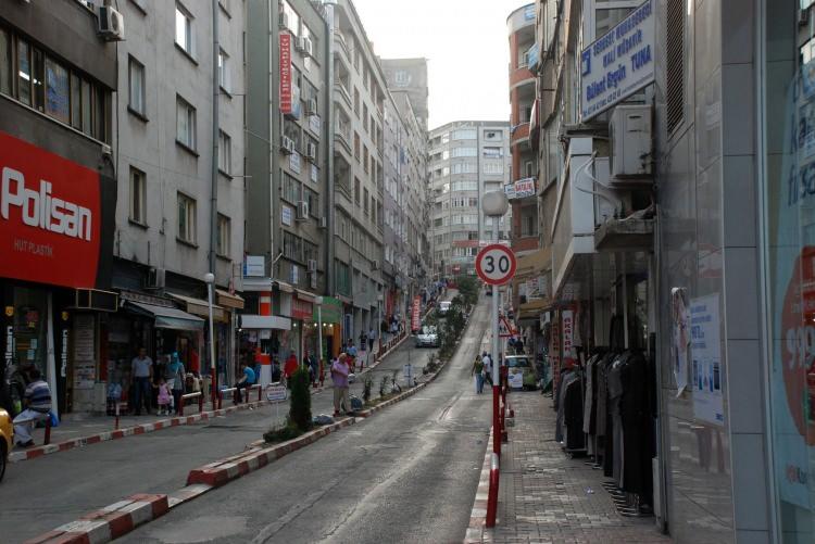 <p>Zeytinburnu&nbsp;</p>
