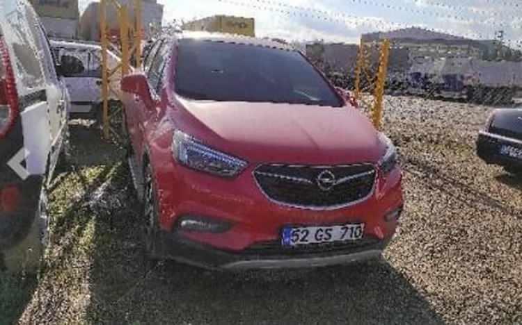 <p><strong>2017 model Opel Mokka dizel</strong><br />
İhale başlangıç bedeli: 85 bin 500 lira<br />
Muhammen bedeli: 165 bin lira</p>