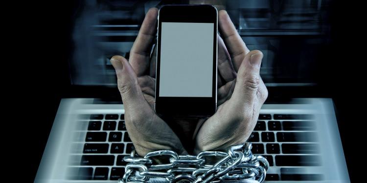 B&uuml;y&uuml;k kavga! Petrol&uuml; tahtından etti etti &uuml;lkeler bile peşine d&uuml;şt&uuml;!