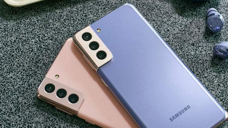 <p>Samsung Galaxy S21 ve S21 Plus, tasarım ve özellik olarak aynı.</p>
