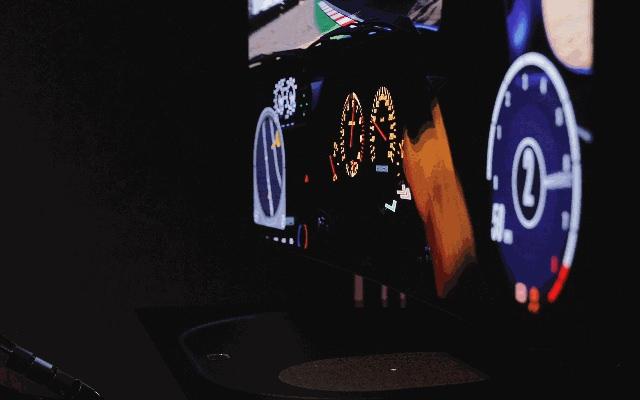 <p> LG'nin aktif bükülen ekranı gelecekteki oyun deneyiminizi daha da sürükleyici hale getirecek</p>
