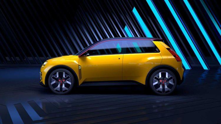 <p>Yeni Renault 5'in teknik detayları hakkında henüz bir açıklama yapılmadı. Fakat sadece elektrikli olarak tasarlanacağını yani içten yanmalı motora sahip versiyonu olmayacak. </p>
