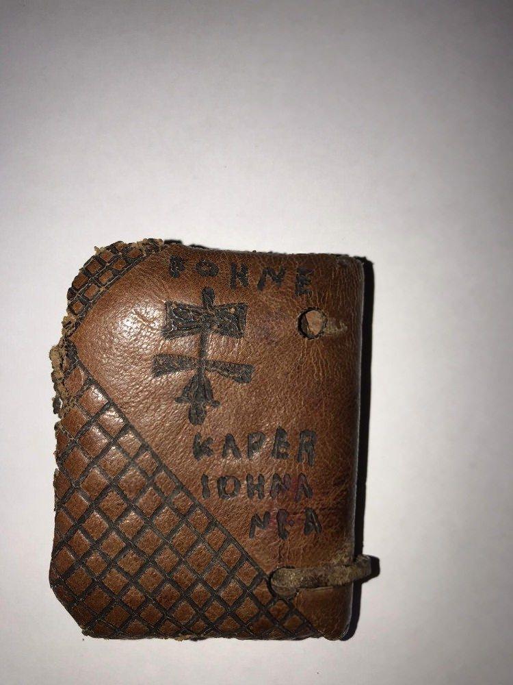 <p>Tekirdağ'ın &Ccedil;erkezk&ouml;y il&ccedil;esinde 3 milyon dolara satılık İncil ihbarını alan jandarma ekipleri alıcı kılığına girdi. Bunun &uuml;zerine jandarma ekipleri, İncil&rsquo;i 3 milyon dolara satmak isteyen satıcılarla iletişime ge&ccedil;ti</p>
