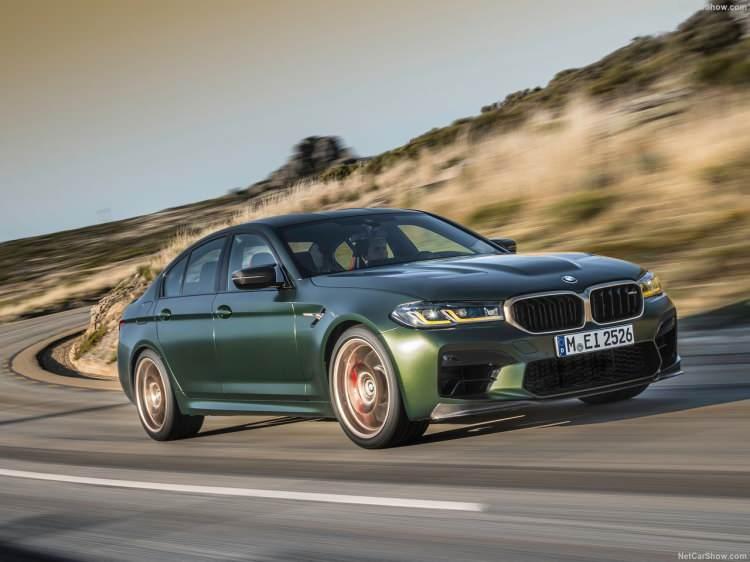 <p>Yeni BMW M5 CS önümüzdeki bahar aylarında satışa sunulmuş olacak. Otomobilin Almanya'daki fiyatı 180 bin 400 euro olarak açıklandı.</p>
