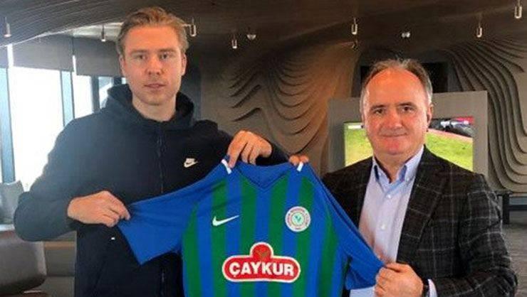 <p>ALEXANDER SÖDERLUND</p>
<p><strong>Yeni Takımı:</strong> Ç.Rizespor<br />
<strong>Eski Takımı:</strong> Hacken</p>