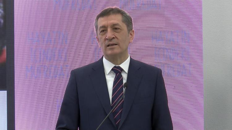 Milli Eğitim Bakanı Selçuk'tan öğrencilere son dakika müjdesi
