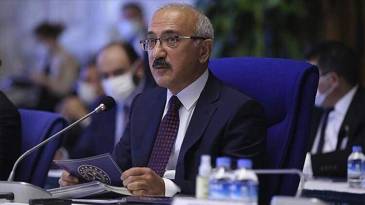 <p><strong>BAKAN ELVAN: ADIM ATACAĞIZ </strong><br />
<br />
Hazine ve Maliye Bakanı Lütfi Elvan, geçen kasım ayında, FPK sistemi ile ev-araba satışıyla ilgili çalışma başlattıklarını belirterek, “Bankacılık Düzenleme ve Denetleme Kurumu başkanımızdan süratle bir çalışma yapılıp bakanlığımızla paylaşılmasını istedik. Sektörü disipline etme adına bir çalışma yapılıyor. Teknik düzeyde bitirme aşamasına gelindi. Böyle bir kanun teklifi verilmesi hususunda adım atacağız” demişti.</p>