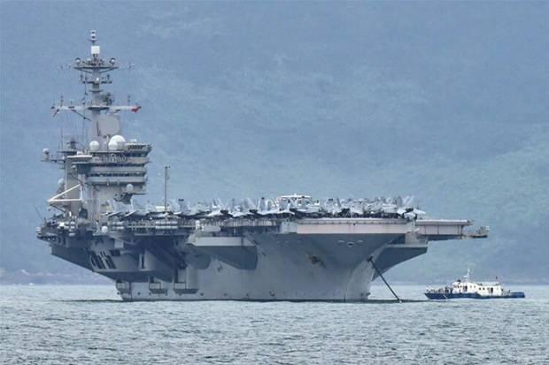 <p>USS Theodore Roosevelt ve USS Nimitz uçak gemilerini Güney Çin Denizi'ne, USS John S. McCain savaş gemisini ise Tayvan Boğazı'na gönderen Pentagon, bu kez ABD'nin en büyük nükleer denizaltısı USS Ohio'yu Pasifik'te devriyeye çıkarıyor.</p>

<p> </p>
