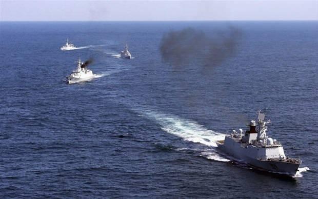 <p>Tayvan'ın en önemli müttefiki ise, ABD. Washington, Nisan ve Mayıs 2019'da Çin'in muhalefetine rağmen Tayvan Boğazı'na savaş gemileri göndermişti. Corona virüs ve ticaret savaşları, ABD'nin Çin'e yaptırımları ve Güney Çin Denizi'nde Pekin'in askeri ağırlığını artırmasının yanı sıra Tayvan da taraflar arasındaki gerginlik başlıklarından biri.</p>
<p> </p>