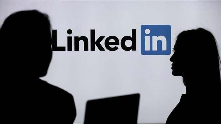 <p>LinkedIn</p>

<p>740 milyona yakın üyesi bulunan platform; işverenlerin, iş arayanların, kurumların yoğun olarak kullandığı internet ortamındaki en geniş profesyonel ağı olarak öne çıkıyor. Platformda profil oluşturularak; fotoğraf, video ve makale paylaşılabiliyor, etkinlikler düzenlenebiliyor, gruplar oluşturulabiliyor.</p>

<p> </p>
