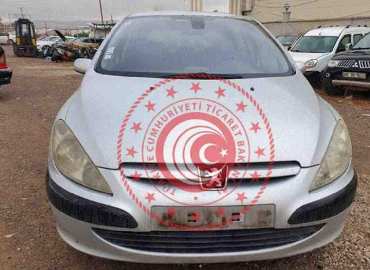 <p><strong>2003 MODEL PEUGEOT 307</strong> model araç Ticaret Bakanlığı'nın internet sitesinde 72 bin liradan satışa çıkarıldı. Aracın ihale bitiş tarihi ise 09.02.2021 olarak belirlendi.</p>
<ul>
</ul>