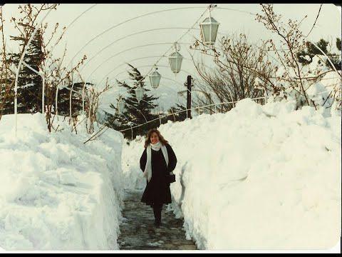 <p>Kar yağışı beklentisi İstanbulluların gündemine oturmuşken 1987 kışından tarihe geçen fotoğraflar arşivlerdeki yerini aldı.</p>

