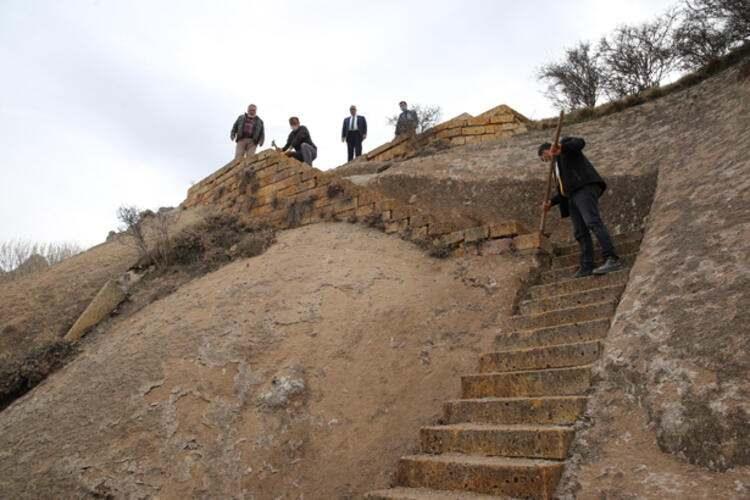 <p>Hazırlıklarımızın ardından gezinti amacıyla ziyarete gelecek turistlerin yanı sıra manzarası nedeniyle özellikle fotoğraf meraklılarının da ilgisini çekecektir."</p>
<p> </p>