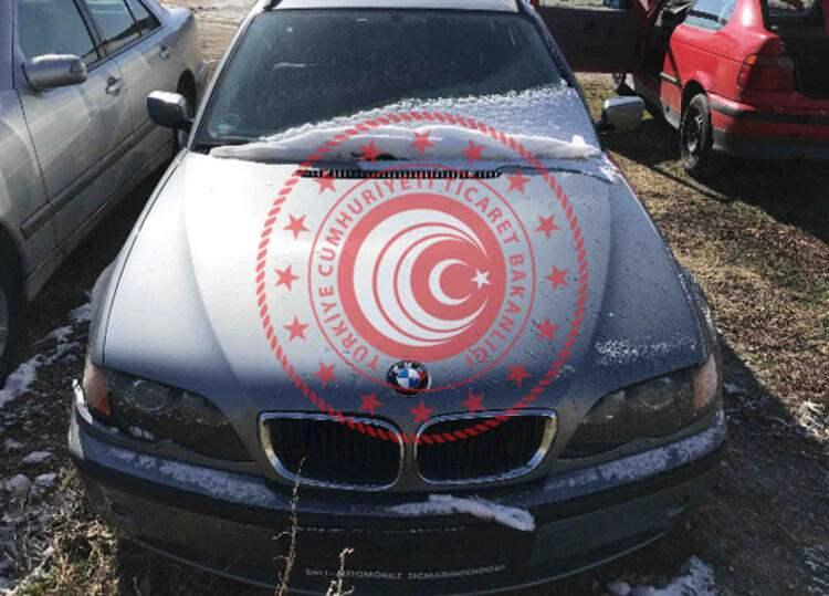 <p><strong>2005 model BMW 318İ</strong> araç Ticaret Bakanlığı'nın internet sitesinde 135 bin liradan satışa çıkarıldı. Aracın ihale bitiş tarihi ise 22.02.2021 olarak belirlendi.</p>
<ul>
</ul>