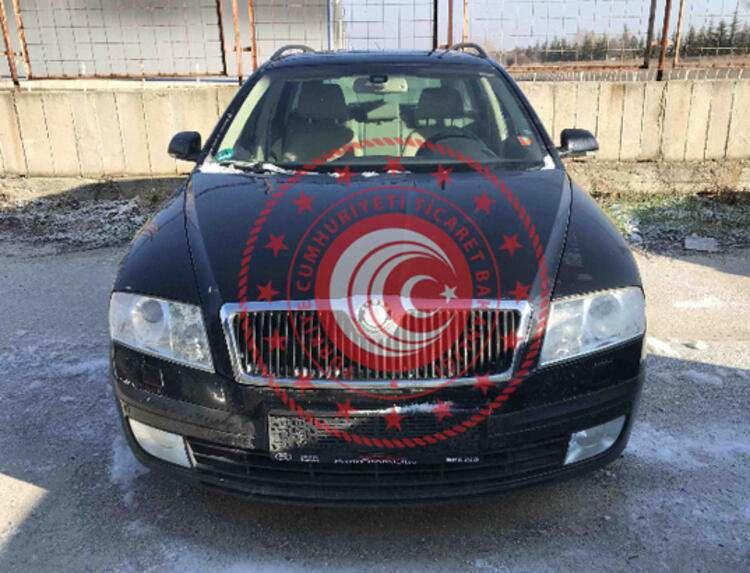 <p><strong>2008 model SKODA OCTAVİA 2.0 TDI COMBI</strong> araç Ticaret Bakanlığı'nın internet sitesinde 90 bin liradan satışa çıkarıldı. Aracın ihale bitiş tarihi ise 22.02.2021 olarak belirlendi.</p>
<ul>
</ul>