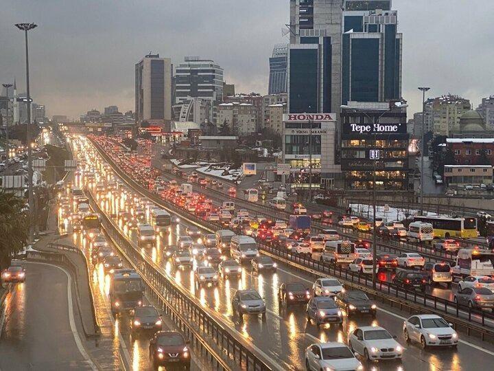 İstanbul'un yavaşlayan trafiğinde kanser riski