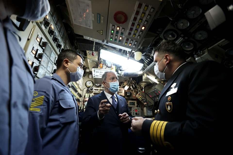 <p>TCG Gür denizaltısı, diğer torpidoların düzenli eğitim atışları yanında, geçen ay AKYA Torpidosu test atışı da gerçekleştirdi.</p>
<p> </p>