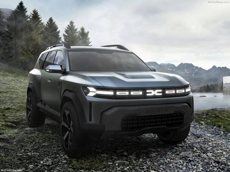 <p>Beş yıllık stratejik planlarını açıklayan Fransız Renault, tüm markalarında değişime gidiyor.</p>