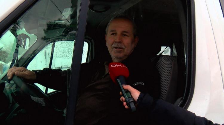 <p>&nbsp;Ana arterlerde sıkıntı yok ama ara sokaklar kapalı. Kızım işe gidebilirse gidecek" dedi.</p>
