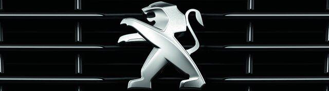 <p><strong>2010 - Aslan yeni bir duruş benimsiyor</strong><br />
<br />
Daha dinamik ve oldukça pürüzsüz görünümlü Peugeot aslanı, kontrast yaratan mat ve krom kaplamasıyla ikili metalik etkiye sahip oldu.</p>

<p> </p>
