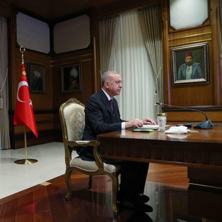 <p>Başkan Recep Tayyip Erdoğan'ın 67. yaş günü, sosyal medya uygulaması Twitter'da "#İyikiDoğdunMilletinAdamı" etiketiyle kutlandı.</p>
