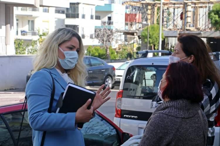 <p>Törende bir konuşma yapan İl Başkanı Ethem Taş, farklı ülke vatandaşları olsa da Türkiye Cumhuriyeti vatandaşlığına geçen kişilerin AK Parti’yi tercih etmesinden dolayı mutlu olduklarını söyledi. AK Parti’nin Antalya’da güçlenerek yoluna devam ettiğine işaret eden Taş, “Önümüzdeki haftalarda da hem farklı partilerden hem de Türk vatandaşı olan yabancı vatandaşlarla partimiz güçlenerek yoluna devam edecek ve üye çalışmalarımızı hızlı bir şekilde devam ettireceğiz” ded</p>