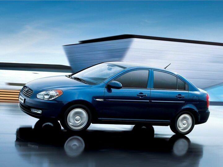 <p>Hyundai Accent-Era 2011 - 2012 model</p>
<p>60 bin ile 95 bin TL arası</p>
