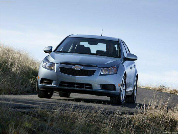 <p>Chevrolet Cruze - 2011 - 2013</p>
<p>90 bin ile 100 bin TL arası</p>