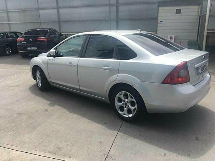 <p>Ford Focus 2011-2013</p>
<p>80 bin ile 99 bin TL arası</p>