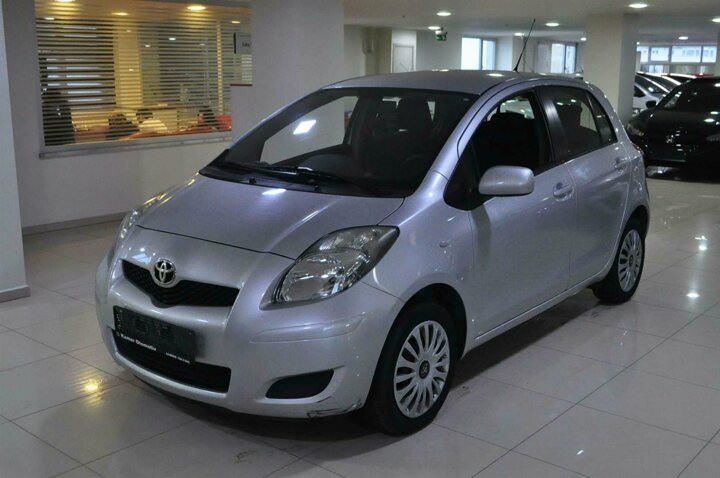 <p>Toyota Yaris 2011-2013 model</p>
<p>78 bin ile 98 bin TL arası</p>