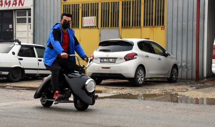 <p>Kula, bundan sonraki süreçte motosikletin elektrikle çalışan modelini üretmeyi hedeflediklerini dile getirdi.</p>

<p> </p>
